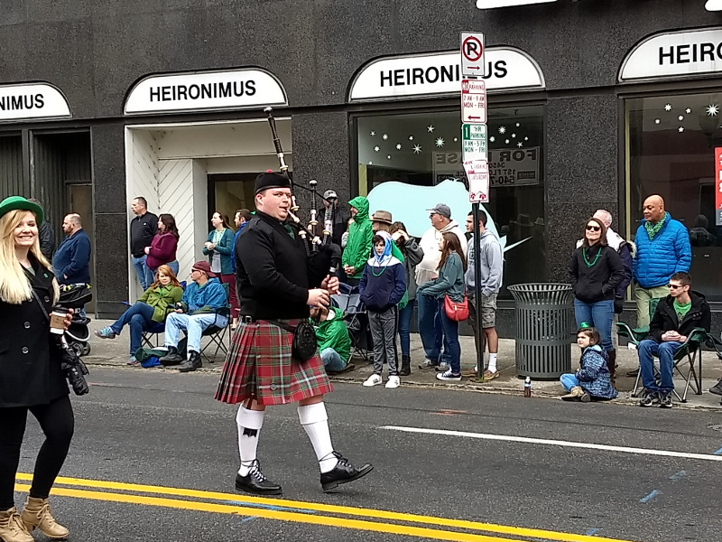 Bagpipe player